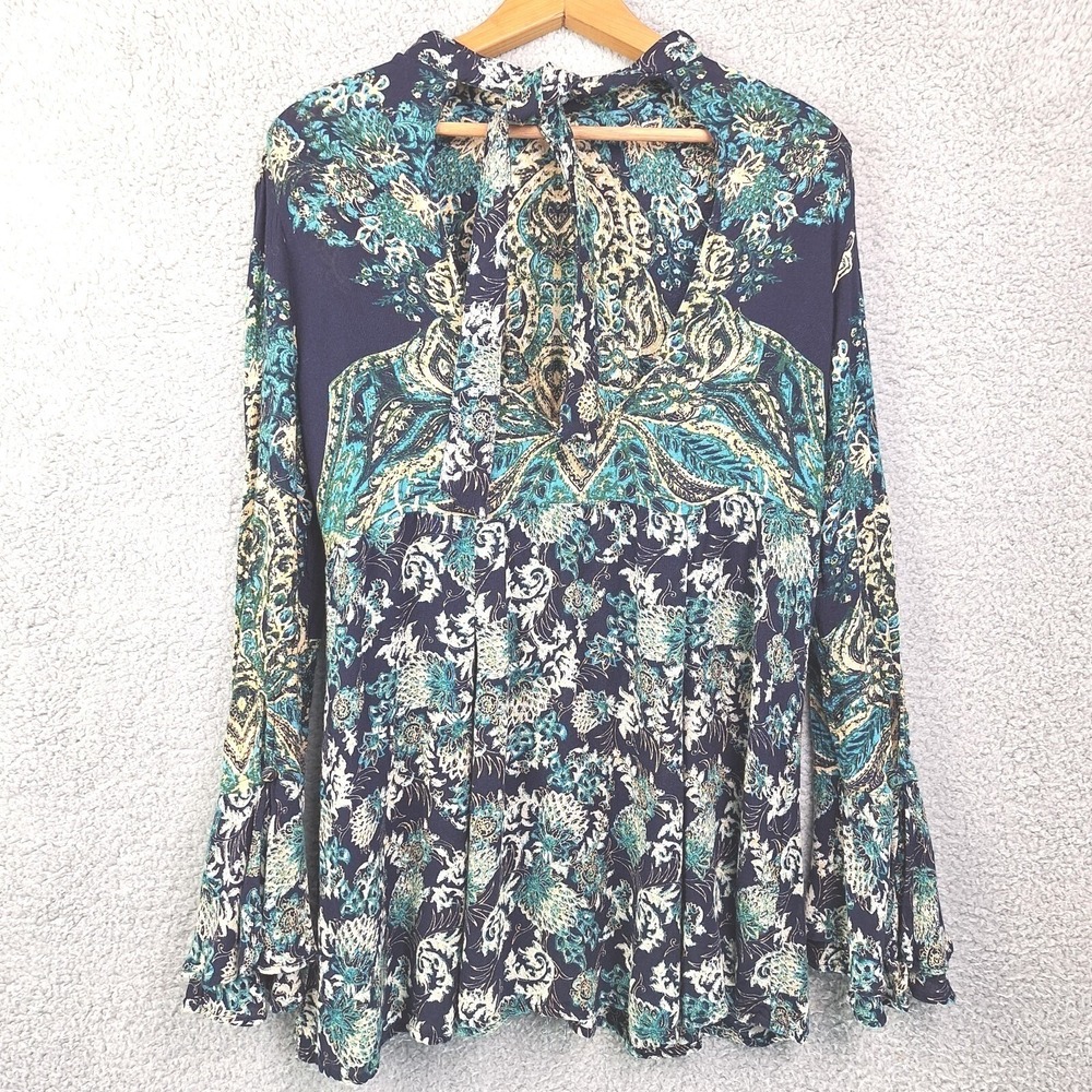 Free People Top Womens Small Blue Paisley Floral Flutter‎ Sleeves Boho - Picture 2 of 8